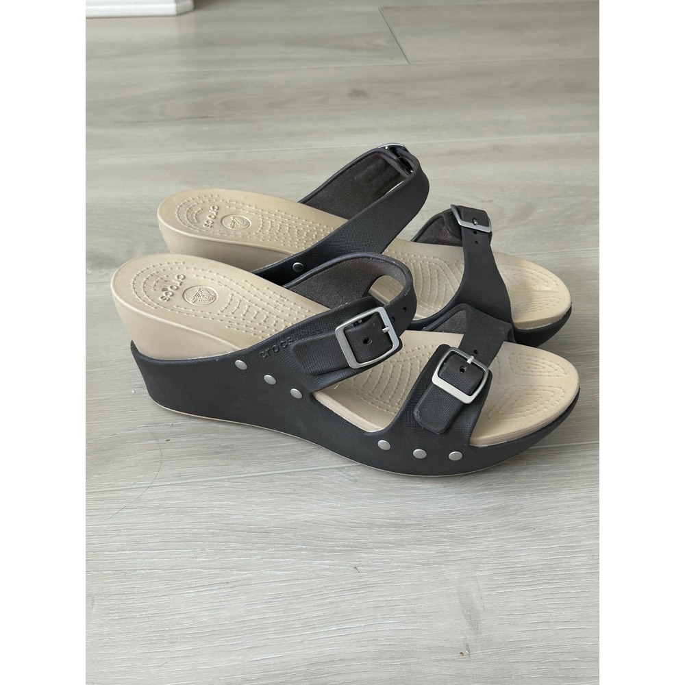 Crocs Sassari Brown Tan Wedge Sandals Platform Buckle Slide Womens 10 Resortwear